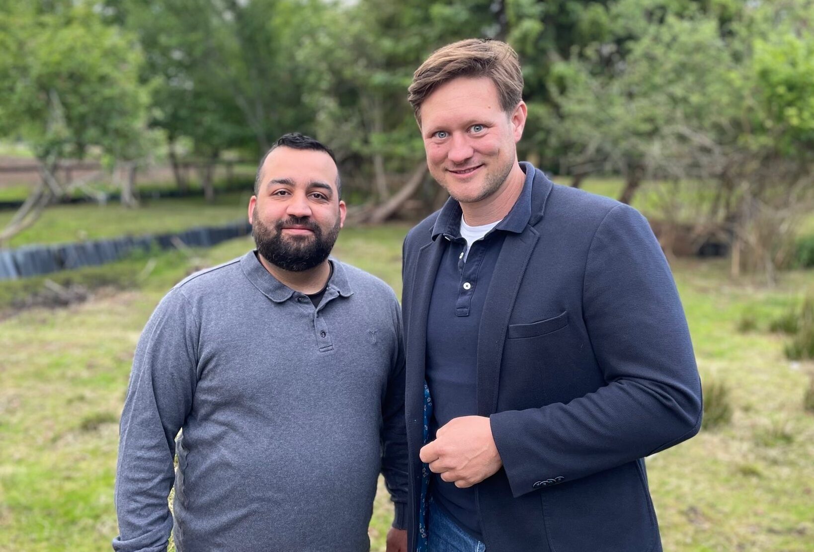 Bürgermeisterkandidat Kim Fürwentsches mit dem Landtags-Direktkandidaten Mesut Ercik